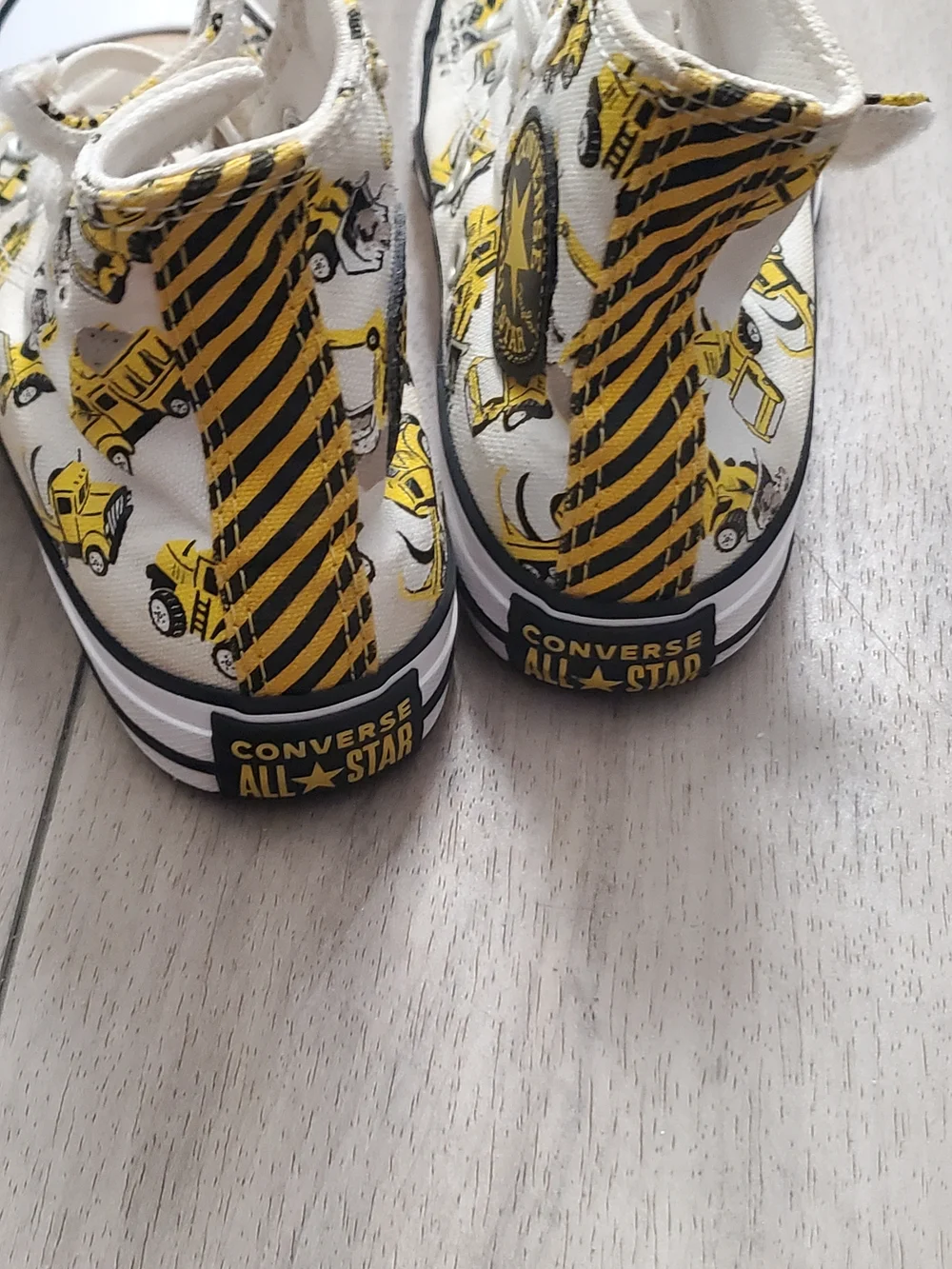 Converse Kids' High-Top Sneakers in White with Yellow Print